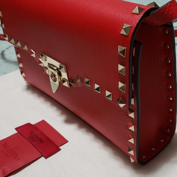 SOLD Valentino Rockstud crossbody bag - Picture 1 of 9